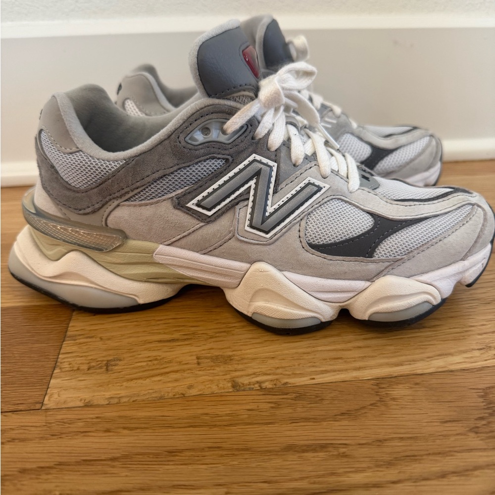 New Balance 9060 Sneakers